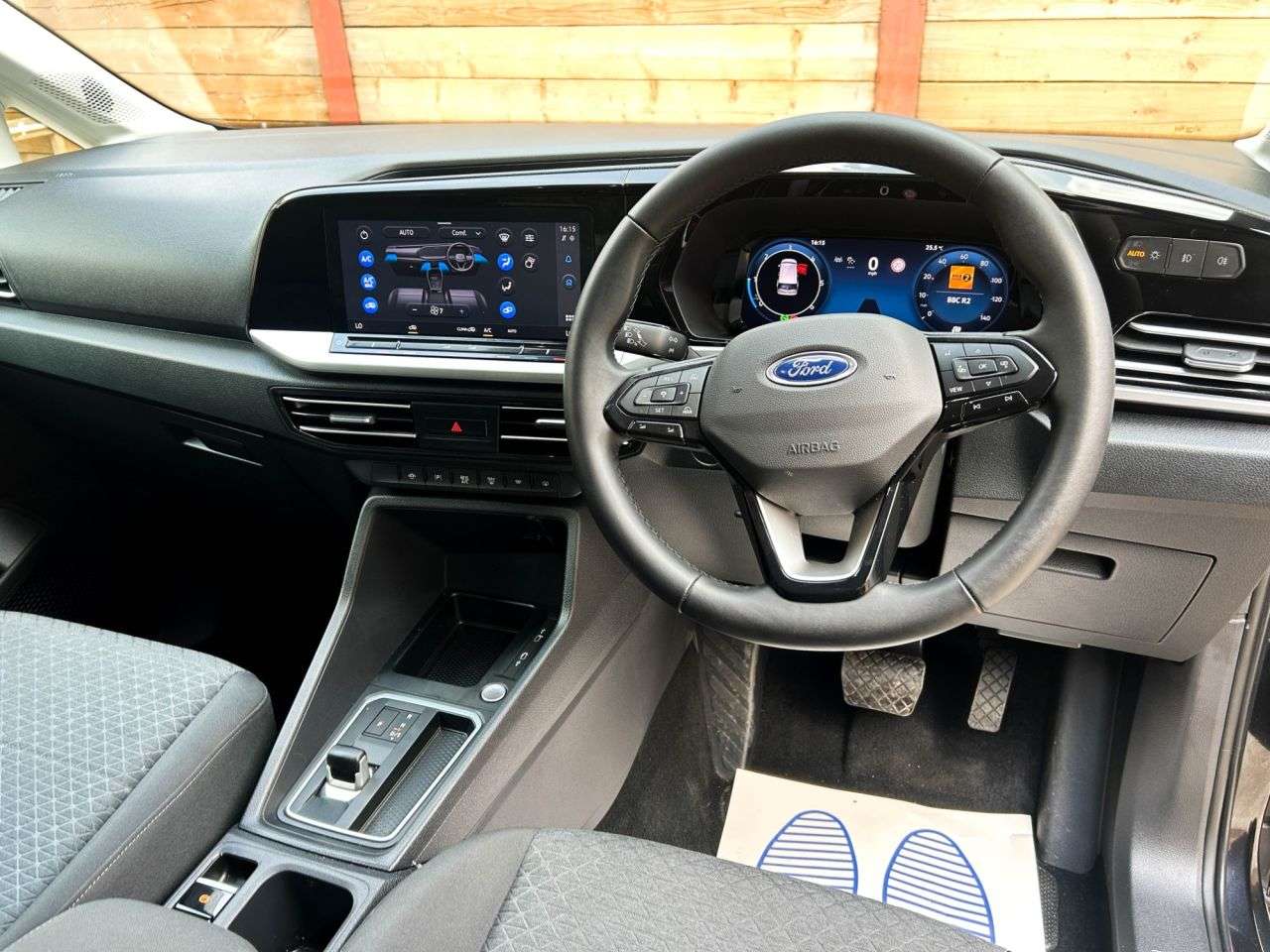 A 2025 FORD GRAND TOURNEO CONNECT 3 Seat Auto Wheelchair Accessible Disabled Access Vehicle WAV A 2025 FORD GRAND TOURNEO CONNECT 3 Seat Auto Wheelchair Accessible Disabled Access Vehicle WAV