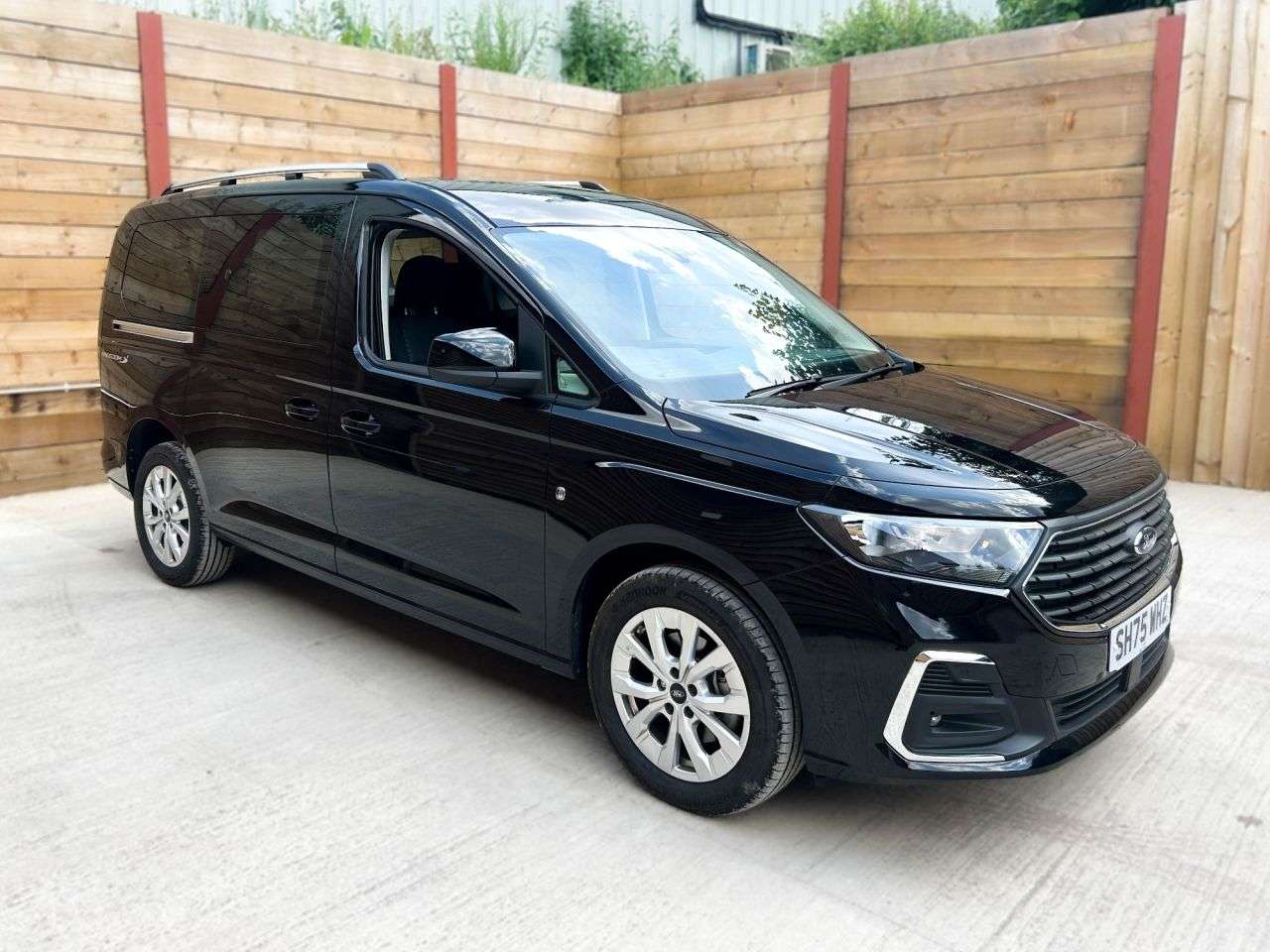 A 2025 FORD GRAND TOURNEO CONNECT 3 Seat Auto Wheelchair Accessible Disabled Access Vehicle WAV A 2025 FORD GRAND TOURNEO CONNECT 3 Seat Auto Wheelchair Accessible Disabled Access Vehicle WAV