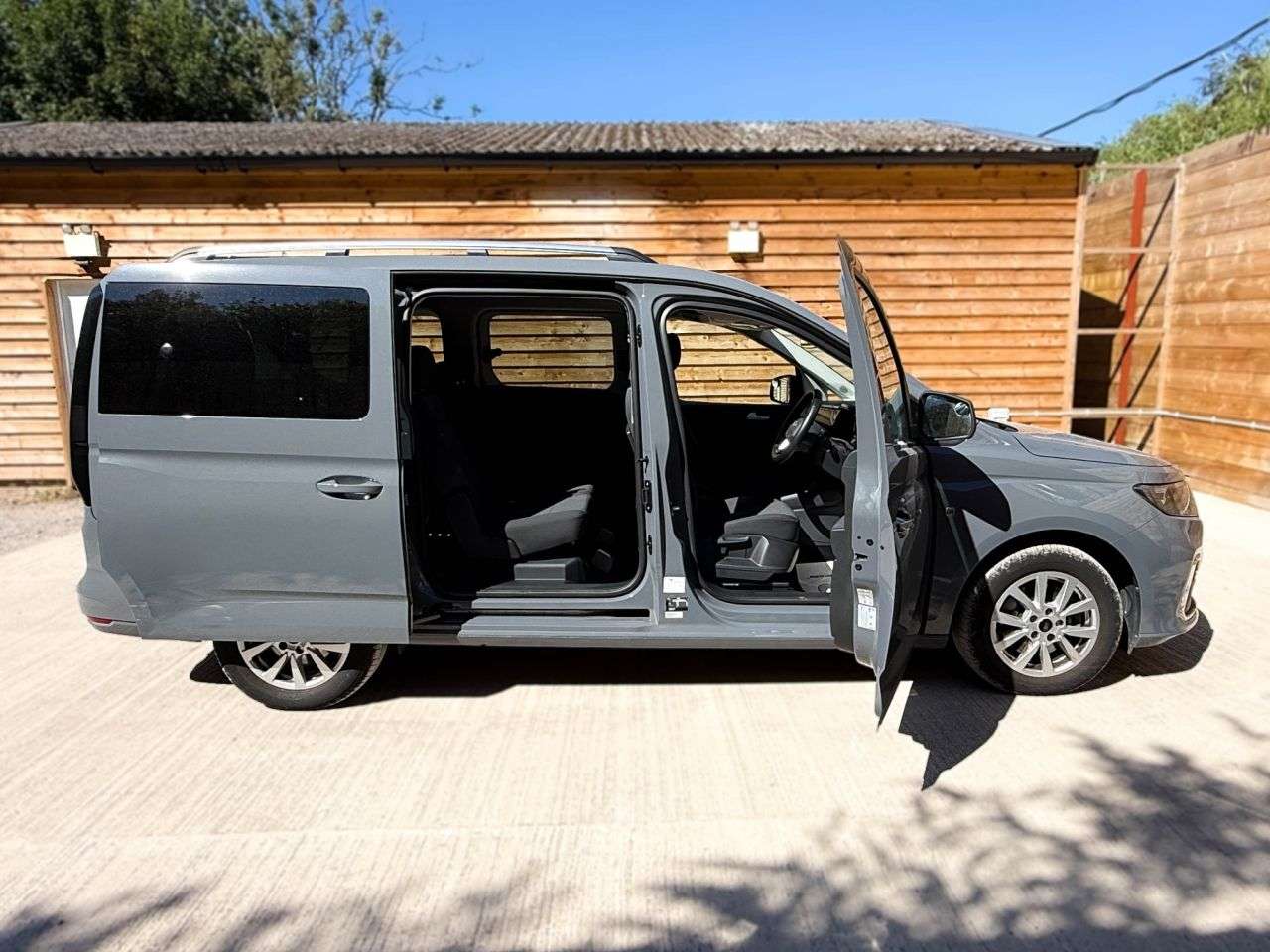 2024 FORD GRAND TOURNEO CONNECT 2024 FORD GRAND TOURNEO CONNECT
