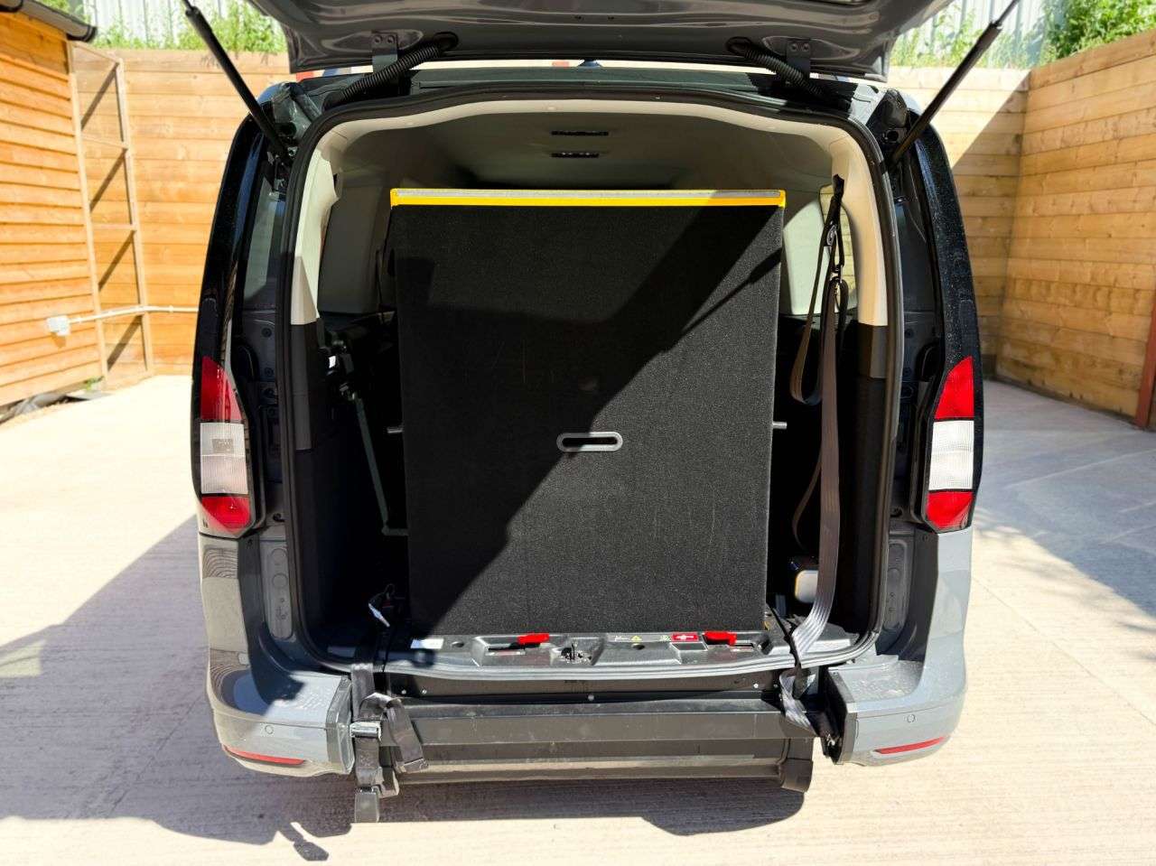 2024 FORD GRAND TOURNEO CONNECT 2024 FORD GRAND TOURNEO CONNECT