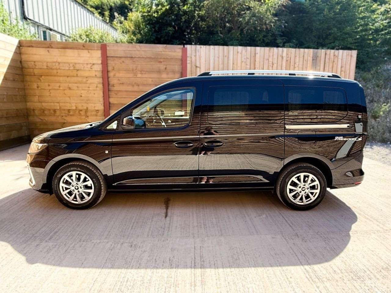 2023 FORD GRAND TOURNEO CONNECT 2023 FORD GRAND TOURNEO CONNECT