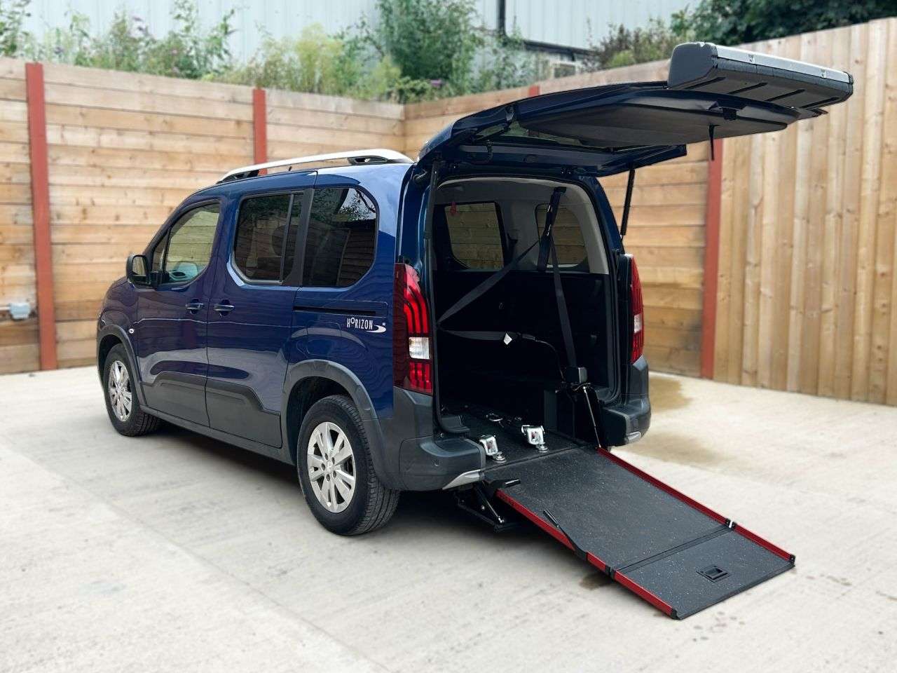 A 2021 PEUGEOT RIFTER 3 Seat Petrol Auto Wheelchair Accessible Disabled Access vehicle WAV A 2021 PEUGEOT RIFTER 3 Seat Petrol Auto Wheelchair Accessible Disabled Access vehicle WAV