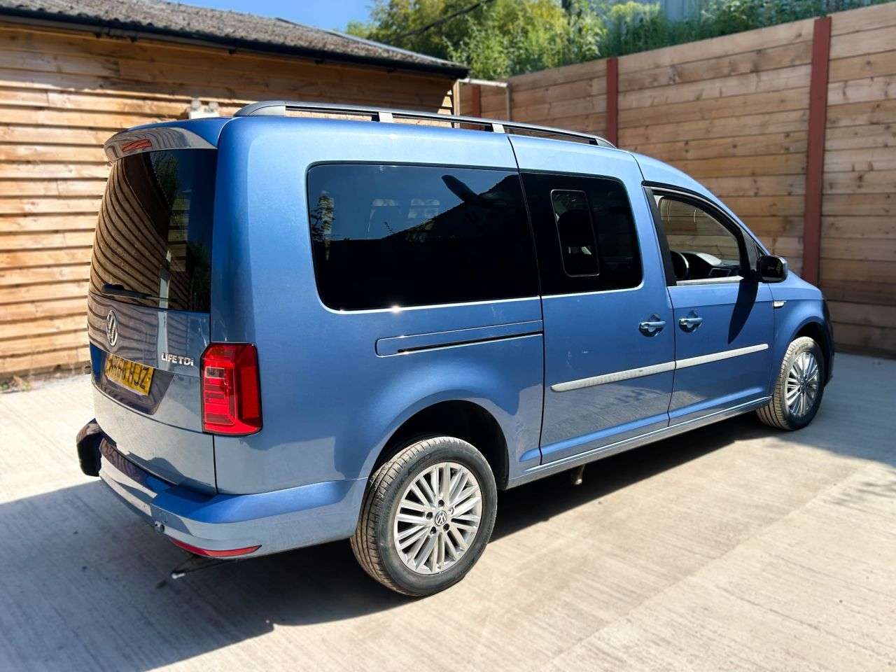 2017 VOLKSWAGEN CADDY MAXI LIFE 2017 VOLKSWAGEN CADDY MAXI LIFE