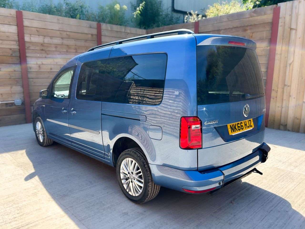 2017 VOLKSWAGEN CADDY MAXI LIFE 2017 VOLKSWAGEN CADDY MAXI LIFE