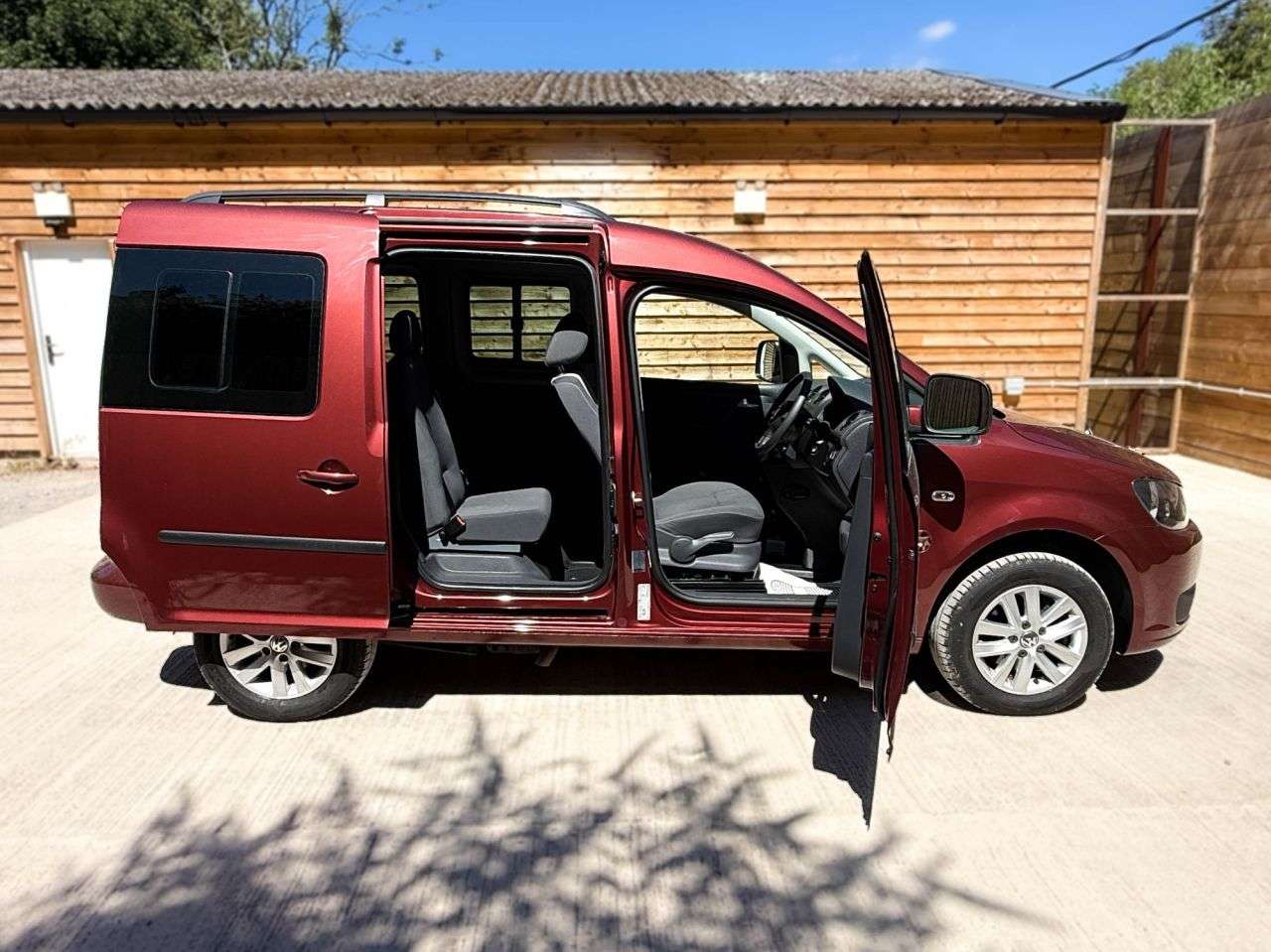 2014 VOLKSWAGEN CADDY LIFE 2014 VOLKSWAGEN CADDY LIFE