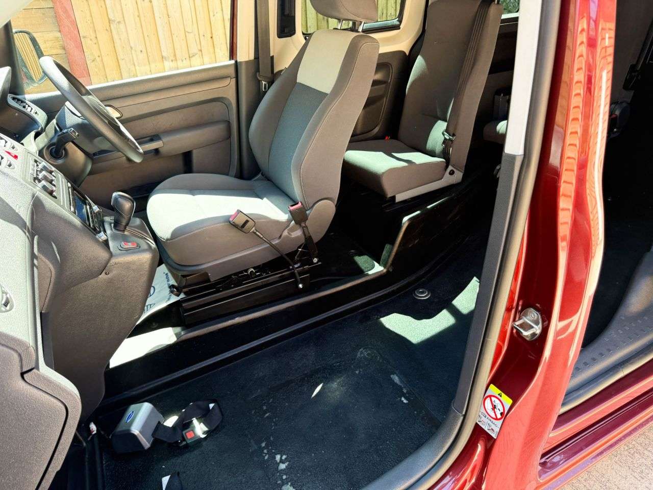 2014 VOLKSWAGEN CADDY LIFE 2014 VOLKSWAGEN CADDY LIFE