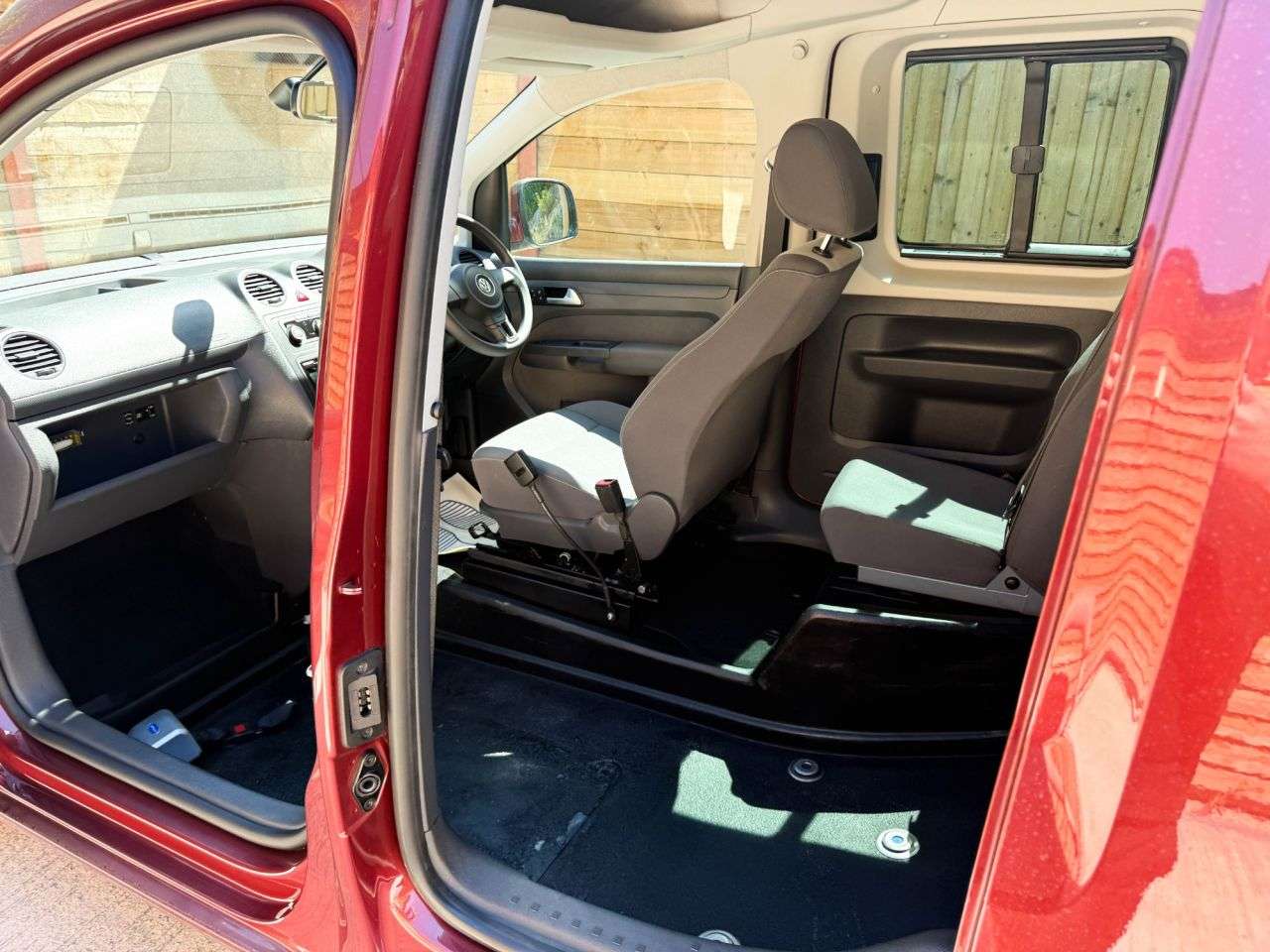 2014 VOLKSWAGEN CADDY LIFE 2014 VOLKSWAGEN CADDY LIFE