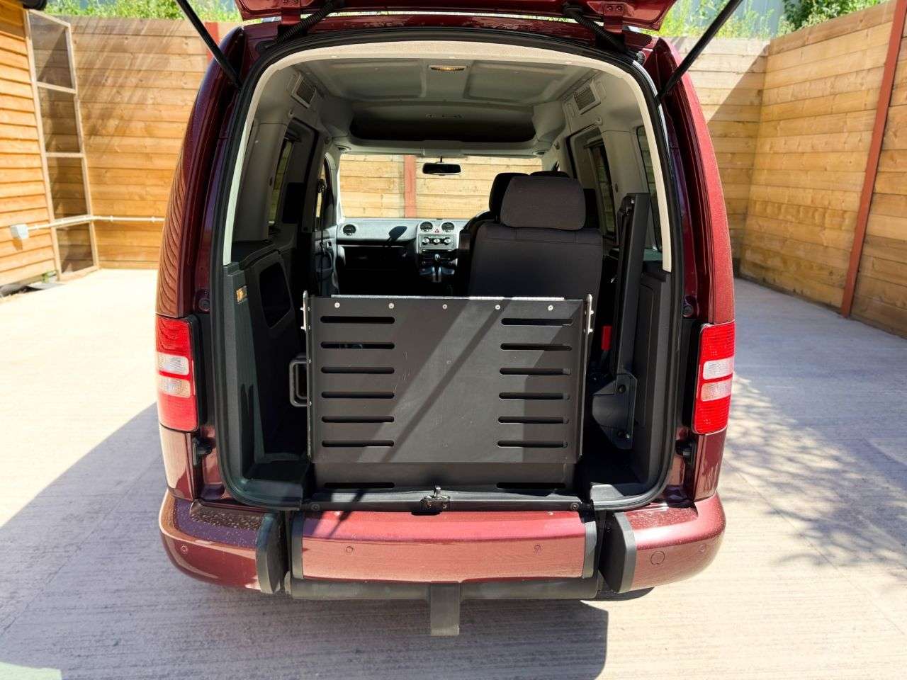 2014 VOLKSWAGEN CADDY LIFE 2014 VOLKSWAGEN CADDY LIFE