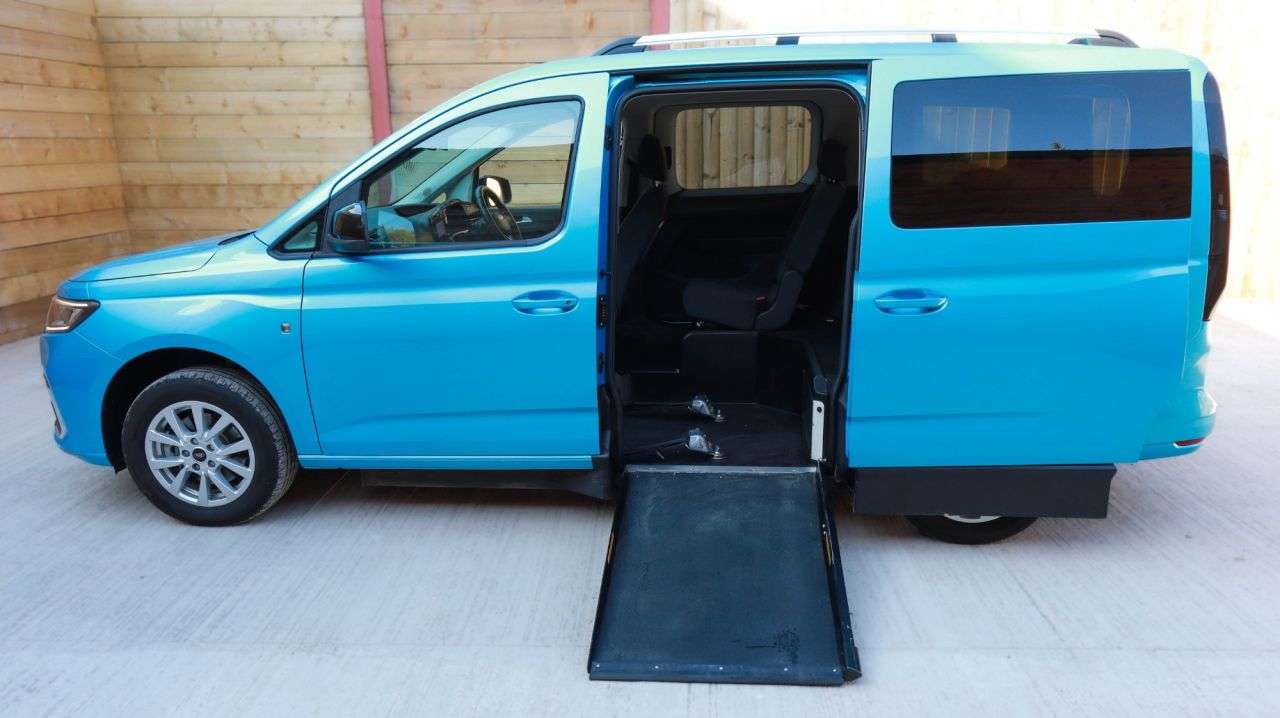 2024 FORD GRAND TOURNEO CONNECT 2024 FORD GRAND TOURNEO CONNECT