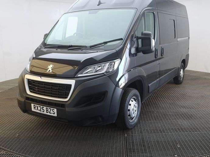 A 2025 PEUGEOT BOXER MWB 4 Seat Wheelchair Accessible Disabled Access Vehicle WAV A 2025 PEUGEOT BOXER MWB 4 Seat Wheelchair Accessible Disabled Access Vehicle WAV