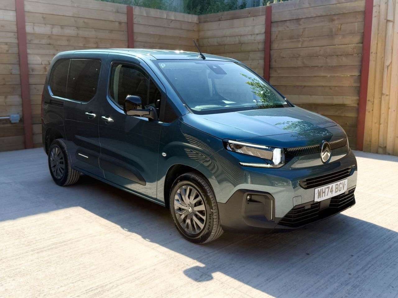 A 2025 CITROEN BERLINGO 3 Seat Auto Wheelchair Accessible Disabled Access Vehicle WAV A 2025 CITROEN BERLINGO 3 Seat Auto Wheelchair Accessible Disabled Access Vehicle WAV