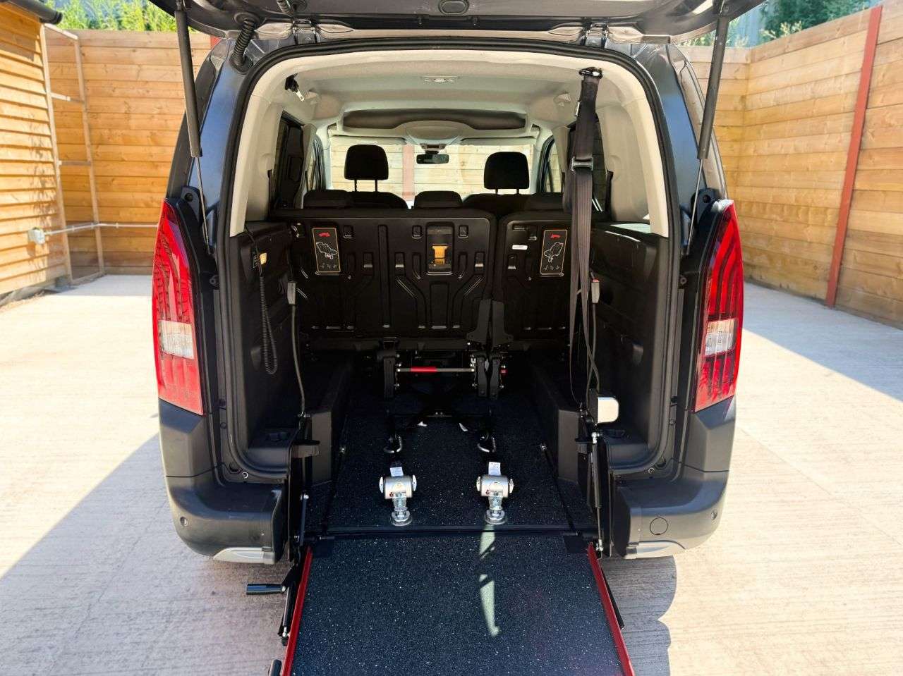 2019 PEUGEOT RIFTER 2019 PEUGEOT RIFTER