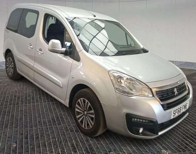 A 2019 PEUGEOT PARTNER TEPEE 3 Seat Wheelchair Accessible Disabled Access Vehicle WAV A 2019 PEUGEOT PARTNER TEPEE 3 Seat Wheelchair Accessible Disabled Access Vehicle WAV