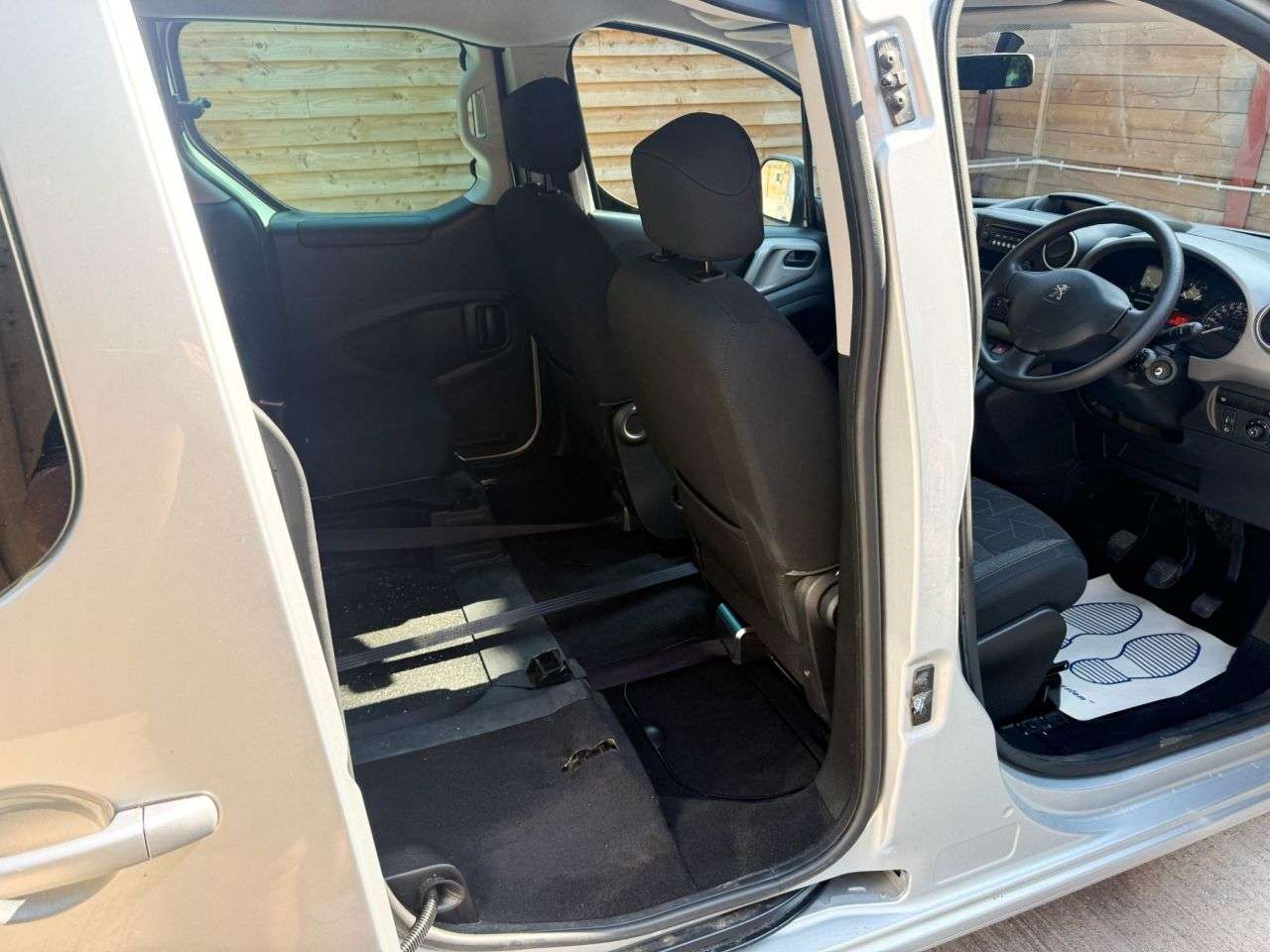 2019 PEUGEOT PARTNER TEPEE 2019 PEUGEOT PARTNER TEPEE