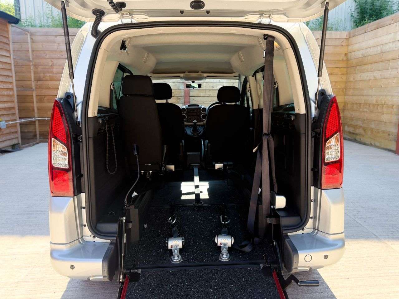 2019 PEUGEOT PARTNER TEPEE 2019 PEUGEOT PARTNER TEPEE