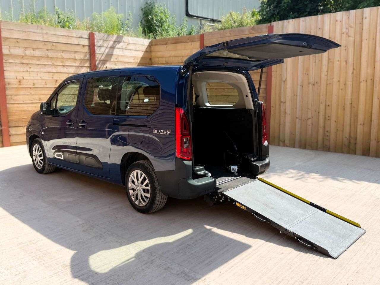 A 2021 CITROEN BERLINGO L2 LWB 5 Seat Wheelchair Accessible Disabled Access Vehicle WAV A 2021 CITROEN BERLINGO L2 LWB 5 Seat Wheelchair Accessible Disabled Access Vehicle WAV