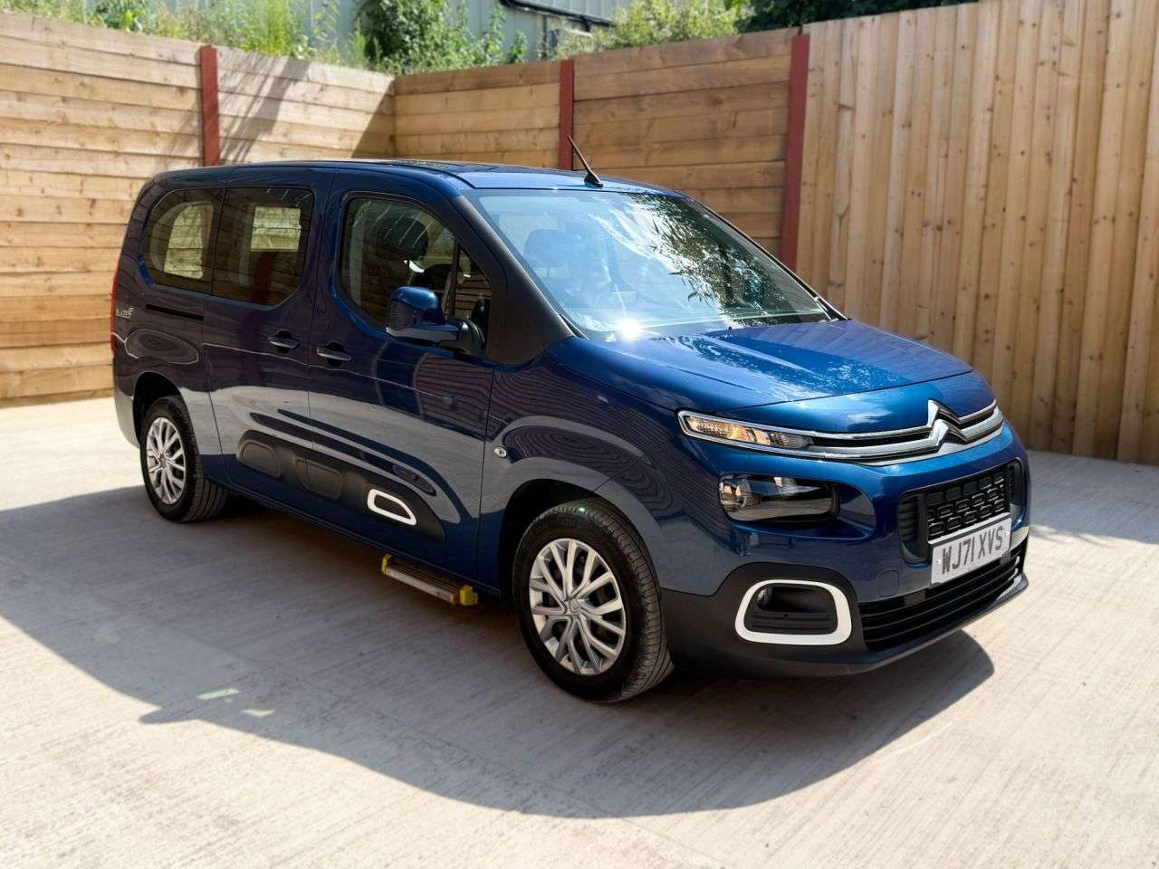 A 2021 CITROEN BERLINGO L2 LWB 5 Seat Wheelchair Accessible Disabled Access Vehicle WAV A 2021 CITROEN BERLINGO L2 LWB 5 Seat Wheelchair Accessible Disabled Access Vehicle WAV
