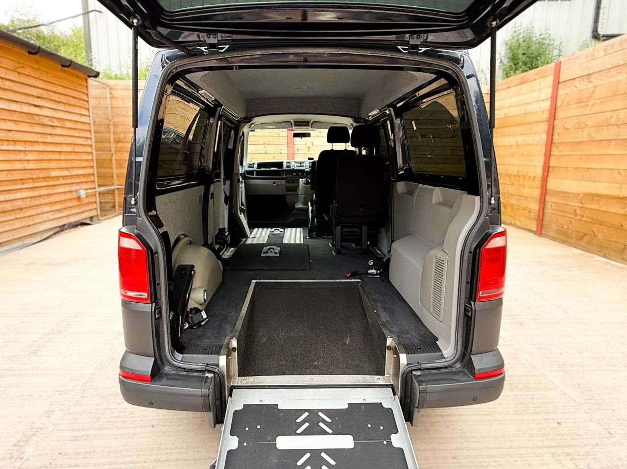 2018 VOLKSWAGEN TRANSPORTER 2018 VOLKSWAGEN TRANSPORTER
