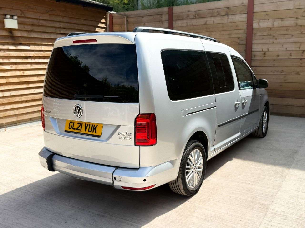 2021 VOLKSWAGEN CADDY MAXI LIFE 2021 VOLKSWAGEN CADDY MAXI LIFE