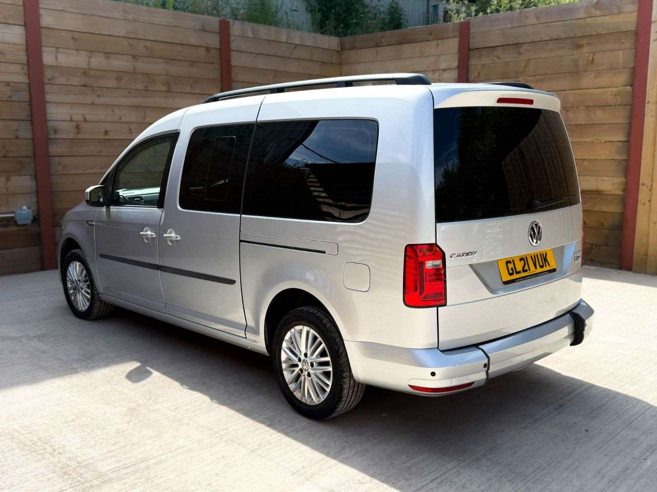 2021 VOLKSWAGEN CADDY MAXI LIFE 2021 VOLKSWAGEN CADDY MAXI LIFE