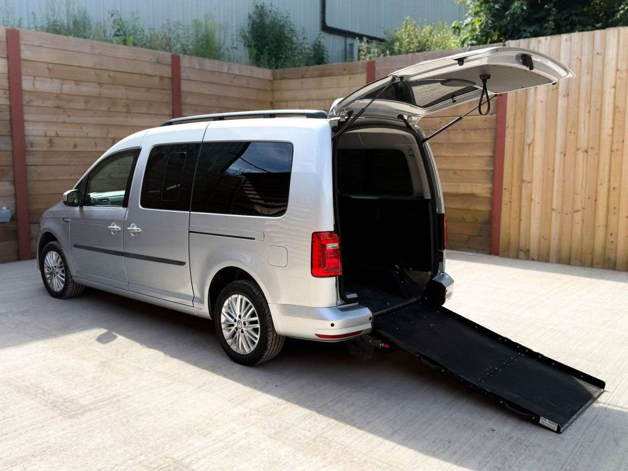 A 2021 VOLKSWAGEN CADDY MAXI LIFE 5 Seat Auto Wheelchair Accessible Disabled Access Vehicle WAV A 2021 VOLKSWAGEN CADDY MAXI LIFE 5 Seat Auto Wheelchair Accessible Disabled Access Vehicle WAV