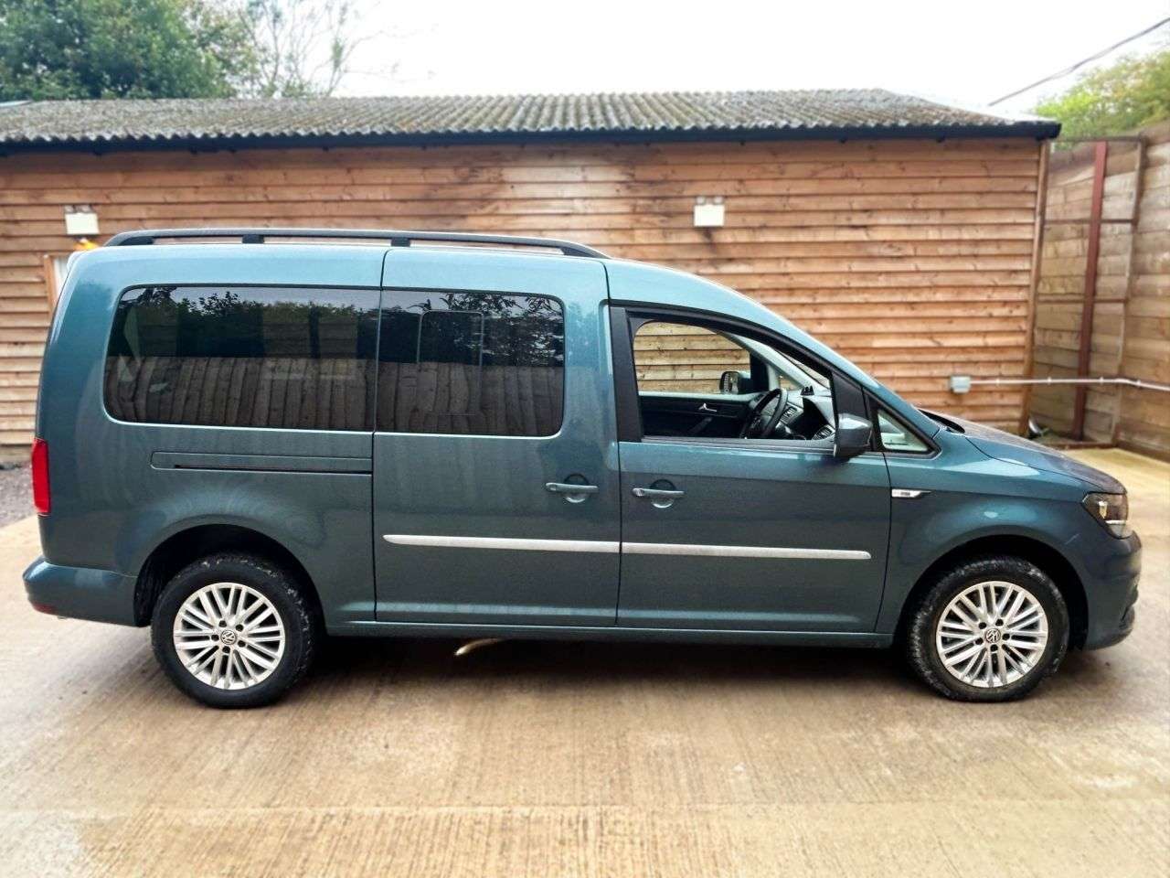 2019 VOLKSWAGEN CADDY MAXI LIFE 2019 VOLKSWAGEN CADDY MAXI LIFE