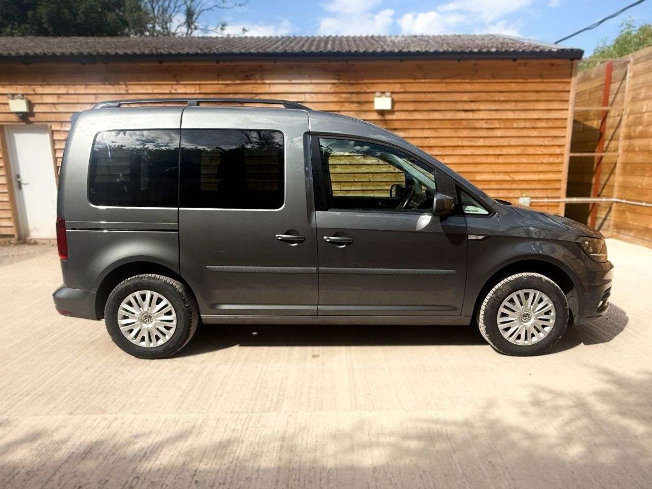 2020 VOLKSWAGEN CADDY LIFE 2020 VOLKSWAGEN CADDY LIFE