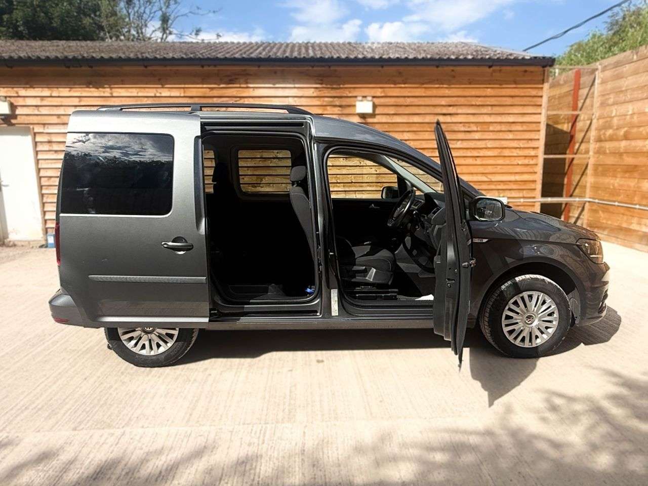 2020 VOLKSWAGEN CADDY LIFE 2020 VOLKSWAGEN CADDY LIFE