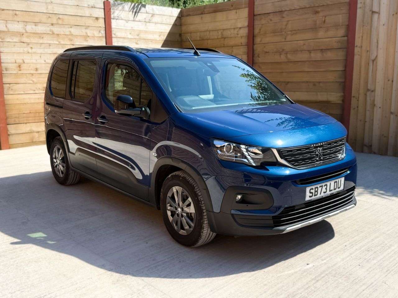 A 2023 PEUGEOT RIFTER 3 Seat Auto Wheelchair Accessible Disabled Access Vehicle WAV A 2023 PEUGEOT RIFTER 3 Seat Auto Wheelchair Accessible Disabled Access Vehicle WAV