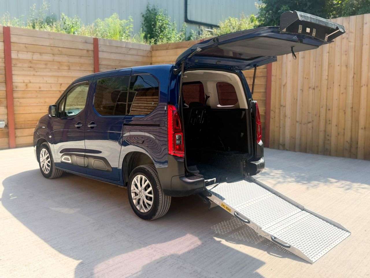 A 2020 CITROEN BERLINGO 3 Seat Wheelchair Accessible Disabled Access Vehicle WAV A 2020 CITROEN BERLINGO 3 Seat Wheelchair Accessible Disabled Access Vehicle WAV