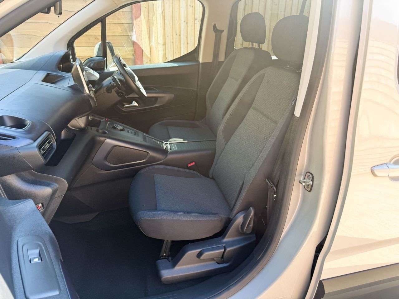 2021 PEUGEOT RIFTER 2021 PEUGEOT RIFTER