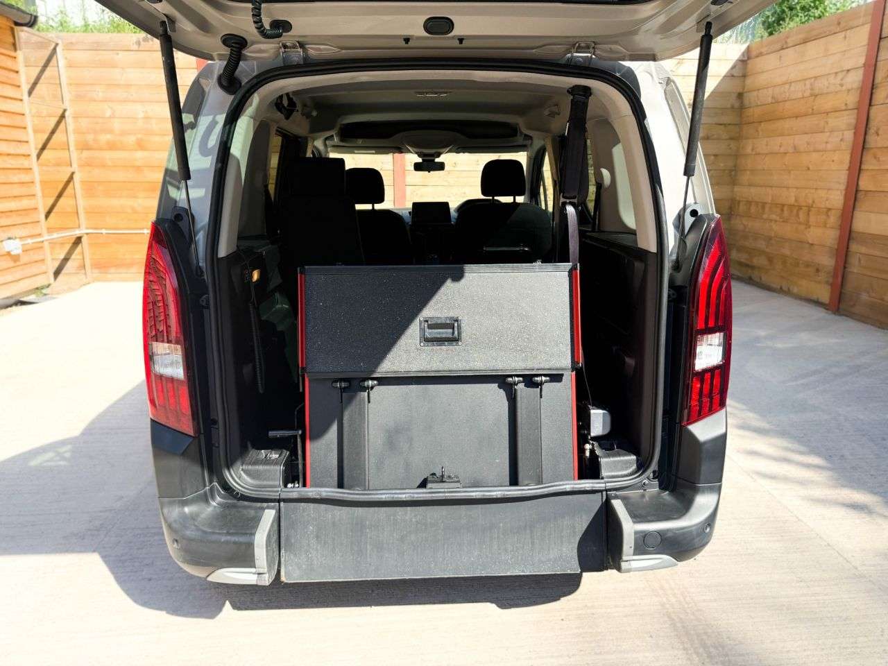2021 PEUGEOT RIFTER 2021 PEUGEOT RIFTER