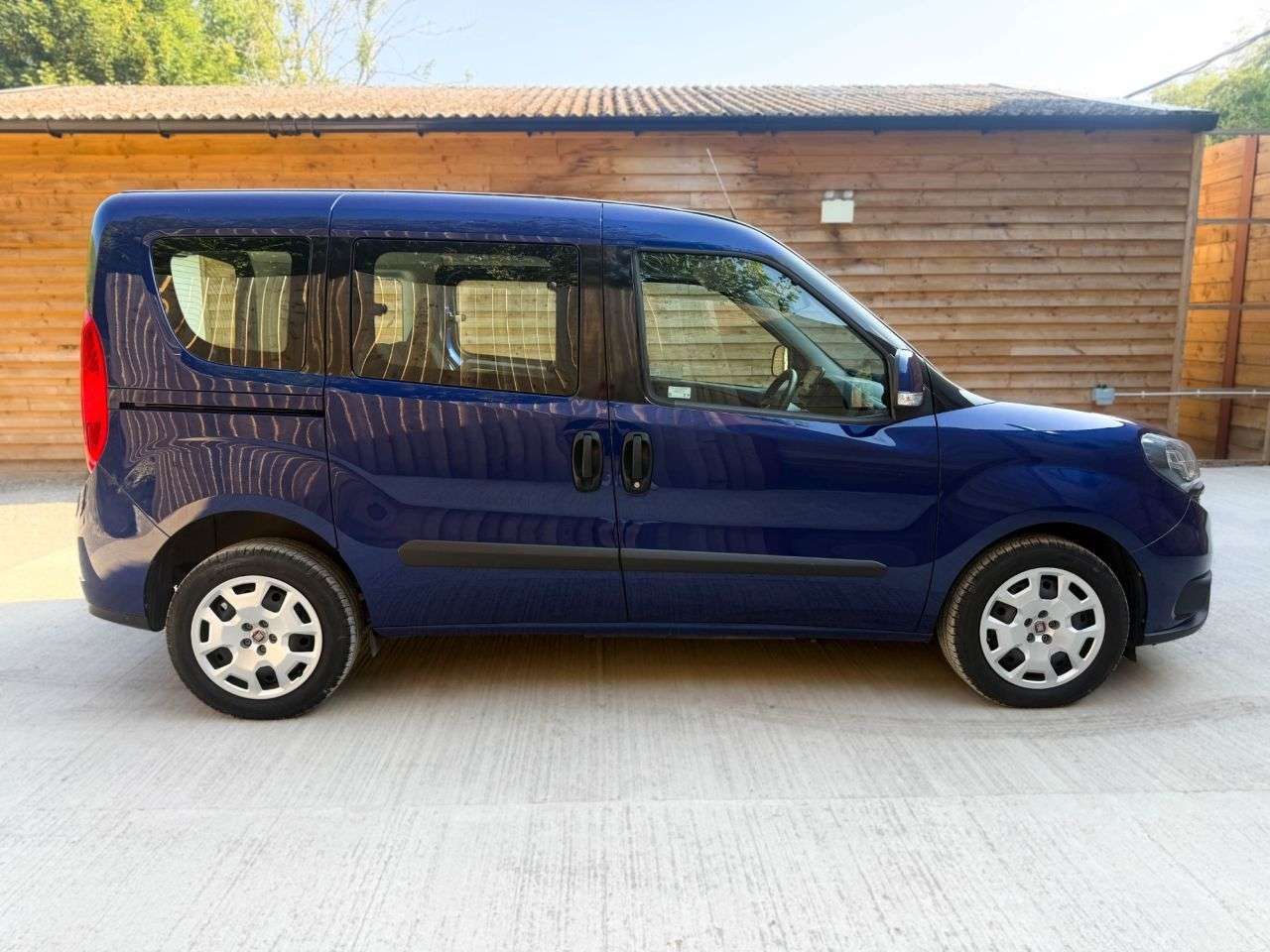 2023 FIAT DOBLO 2023 FIAT DOBLO