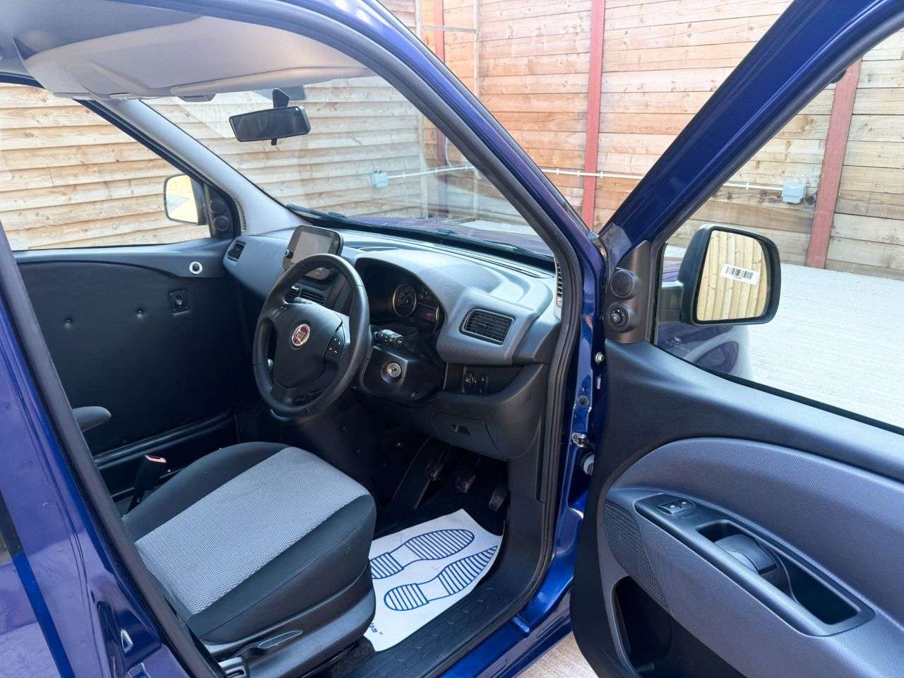 2023 FIAT DOBLO 2023 FIAT DOBLO