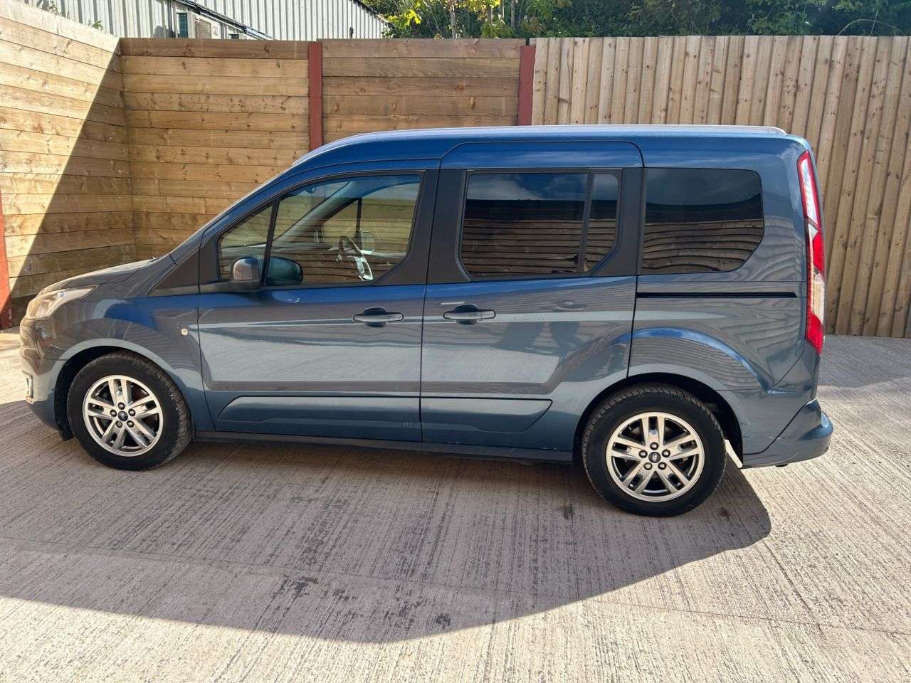 A 2021 FORD TOURNEO CONNECT 4 Seat Auto Wheelchair Accessible Disabled Access Vehicle WAV A 2021 FORD TOURNEO CONNECT 4 Seat Auto Wheelchair Accessible Disabled Access Vehicle WAV