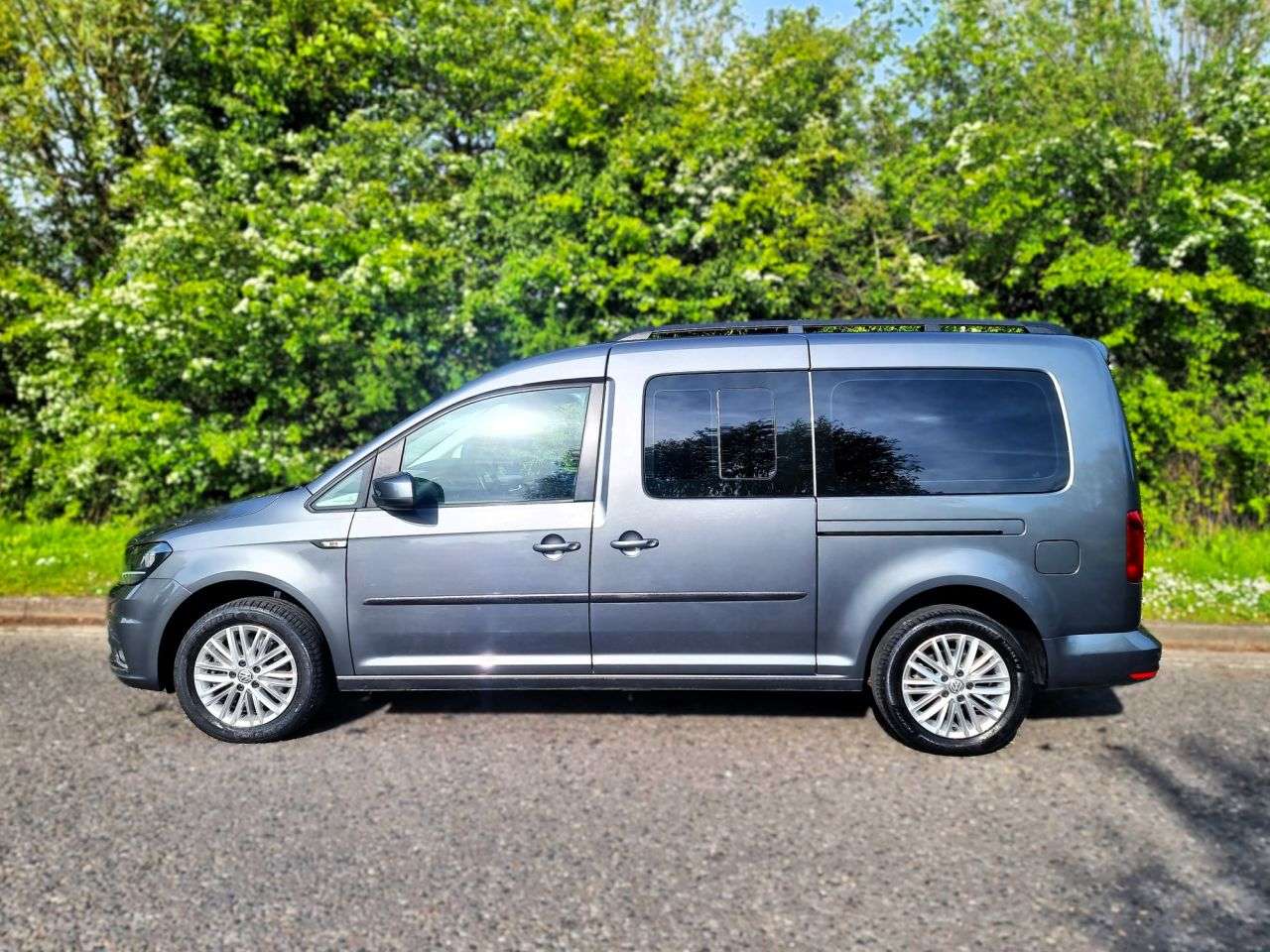 A 2021 VOLKSWAGEN CADDY MAXI LIFE 5 Seat Auto Wheelchair Accessible Disabled Access Vehicle A 2021 VOLKSWAGEN CADDY MAXI LIFE 5 Seat Auto Wheelchair Accessible Disabled Access Vehicle