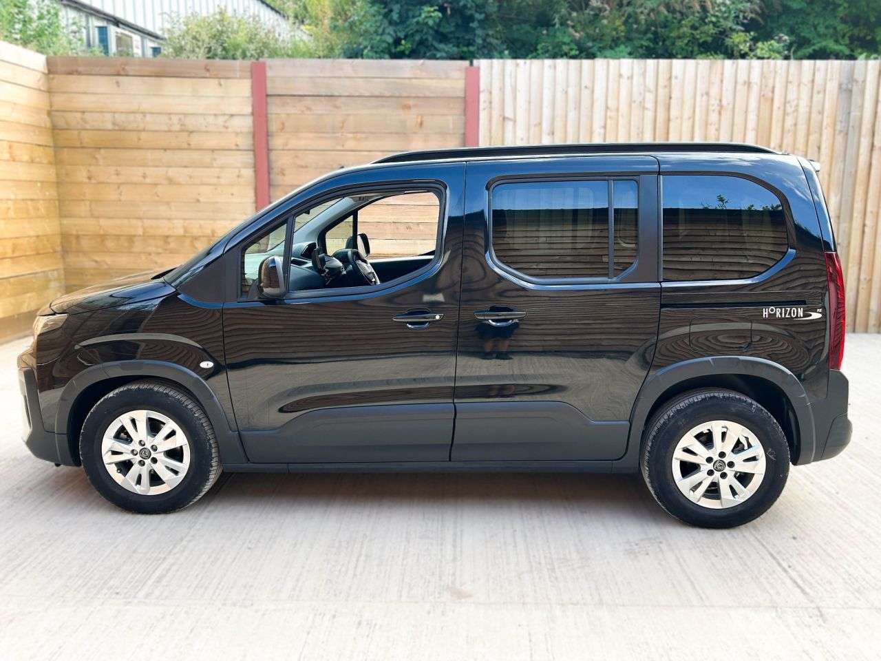 2024 PEUGEOT RIFTER 2024 PEUGEOT RIFTER
