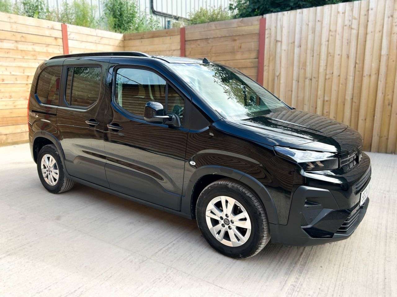 A 2024 PEUGEOT RIFTER Wheelchair Accessible Disabled Access Vehicle WAV A 2024 PEUGEOT RIFTER Wheelchair Accessible Disabled Access Vehicle WAV