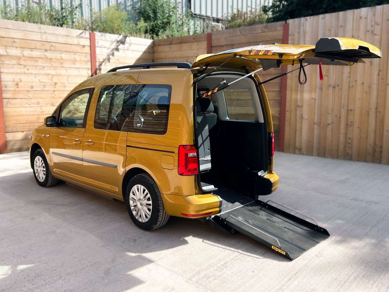 A 2020 VOLKSWAGEN CADDY LIFE 3 Seat Auto Passenger Up Front Wheelchair Accessible Disabled Access Vehicl A 2020 VOLKSWAGEN CADDY LIFE 3 Seat Auto Passenger Up Front Wheelchair Accessible Disabled Access Vehicl