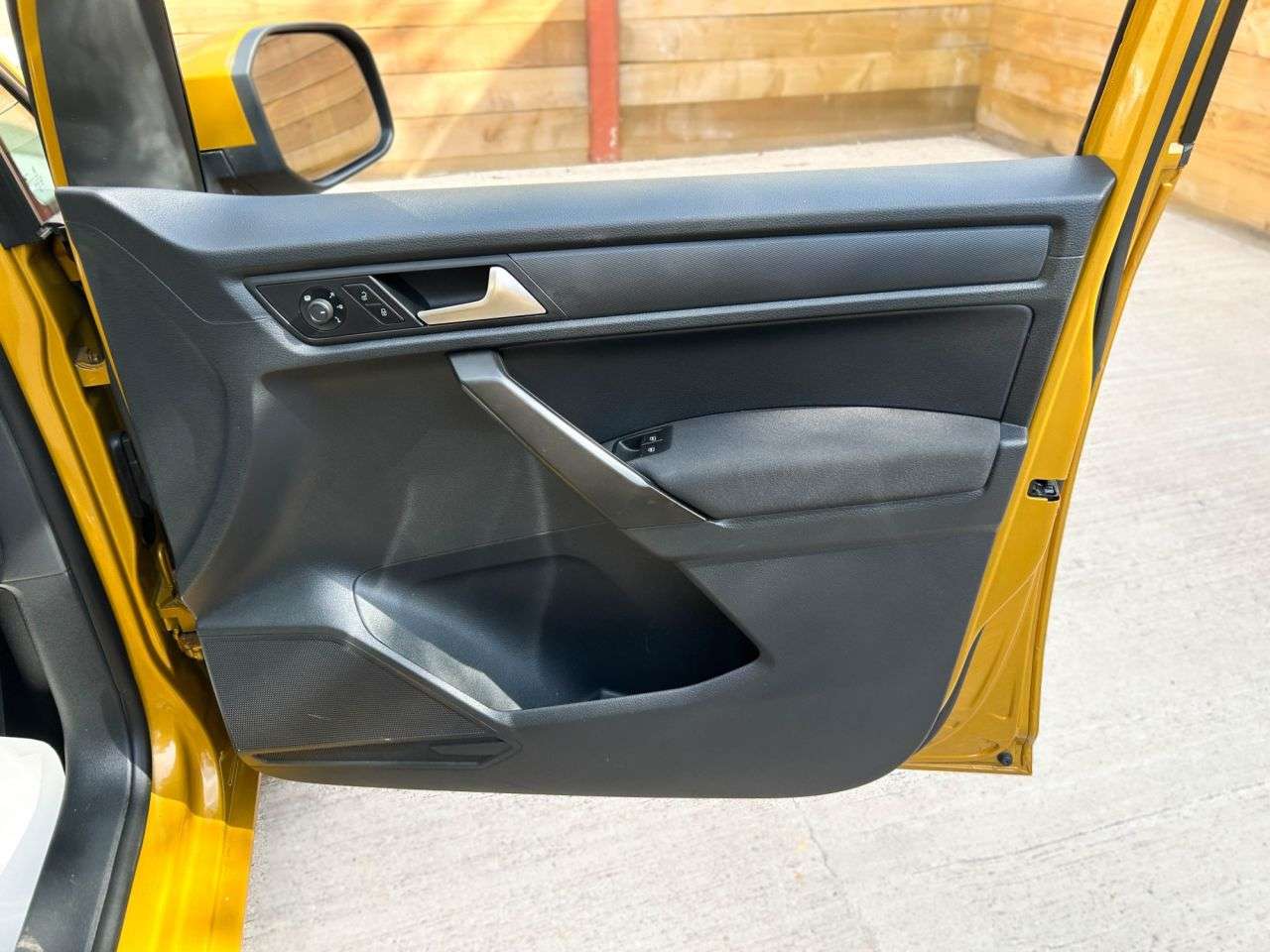 2020 VOLKSWAGEN CADDY LIFE 2020 VOLKSWAGEN CADDY LIFE