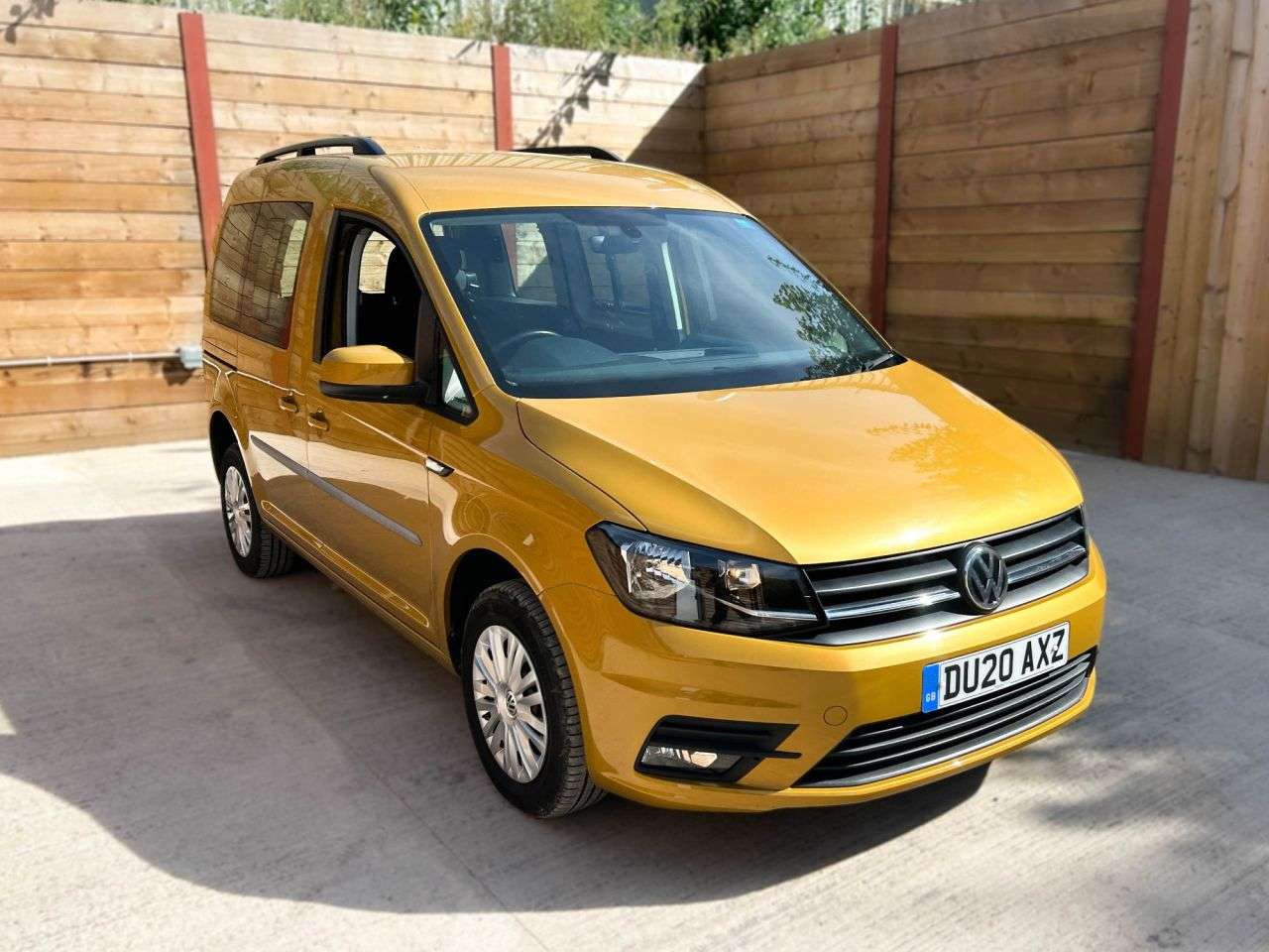 2020 VOLKSWAGEN CADDY LIFE 2020 VOLKSWAGEN CADDY LIFE