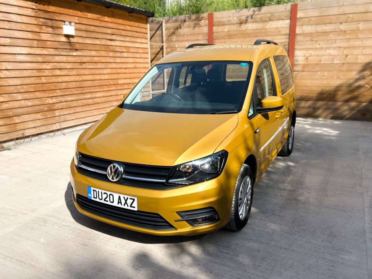 2020 VOLKSWAGEN CADDY LIFE 2020 VOLKSWAGEN CADDY LIFE
