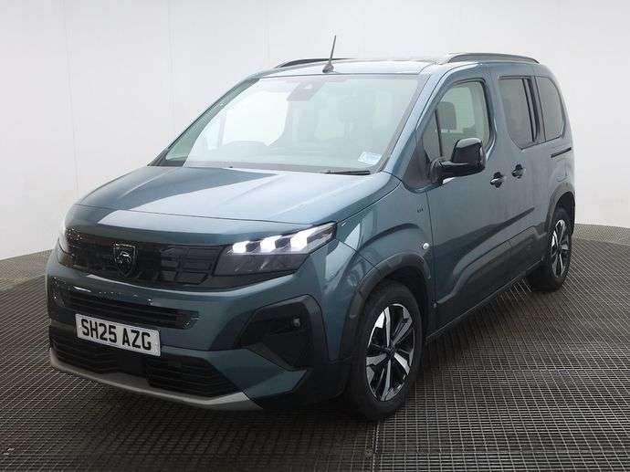 A 2025 PEUGEOT RIFTER 3 Seat Auto Wheelchair Accessible Disabled Access Vehicle WAV A 2025 PEUGEOT RIFTER 3 Seat Auto Wheelchair Accessible Disabled Access Vehicle WAV