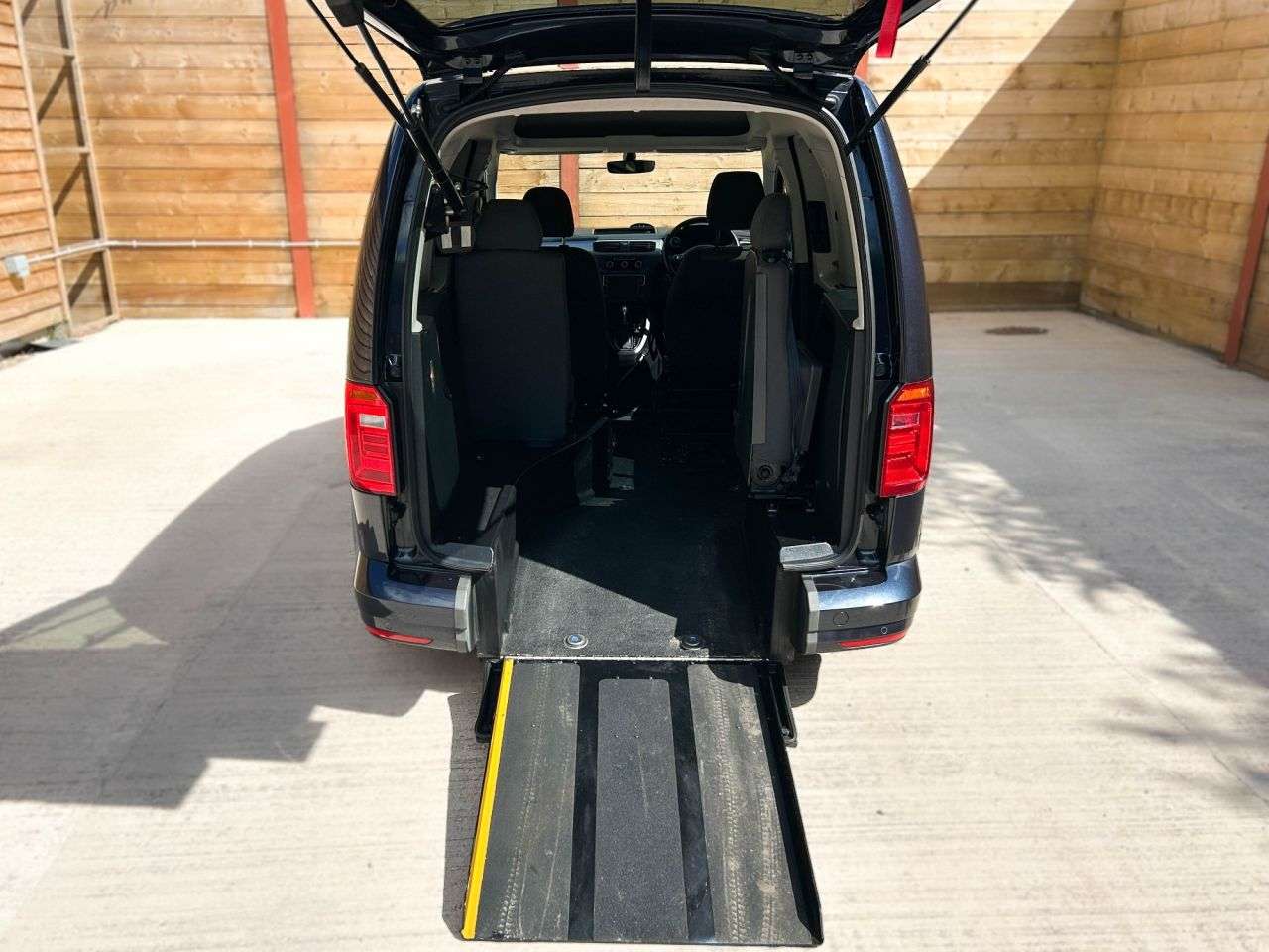2018 VOLKSWAGEN CADDY LIFE 2018 VOLKSWAGEN CADDY LIFE