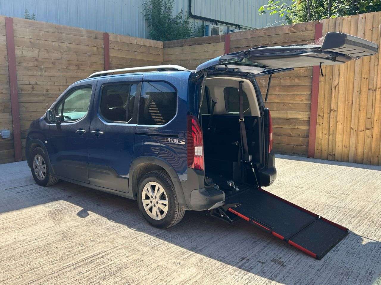 A 2020 PEUGEOT RIFTER 3 Seat Auto Wheelchair Accessible Disabled Access Vehicle WAV A 2020 PEUGEOT RIFTER 3 Seat Auto Wheelchair Accessible Disabled Access Vehicle WAV