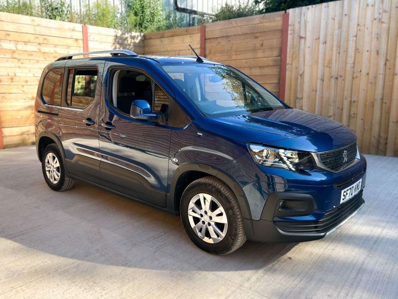 A 2020 PEUGEOT RIFTER 3 Seat Auto Wheelchair Accessible Disabled Access Vehicle WAV A 2020 PEUGEOT RIFTER 3 Seat Auto Wheelchair Accessible Disabled Access Vehicle WAV