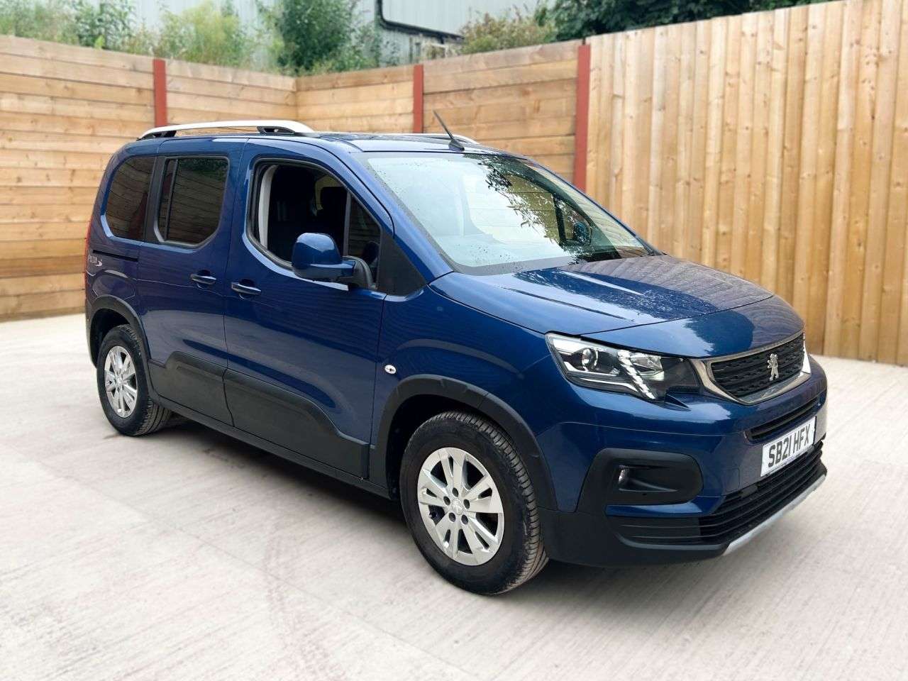 A 2021 PEUGEOT RIFTER 3 Seat Petrol Wheelchair Accessible Disabled Access Vehicle WAV A 2021 PEUGEOT RIFTER 3 Seat Petrol Wheelchair Accessible Disabled Access Vehicle WAV