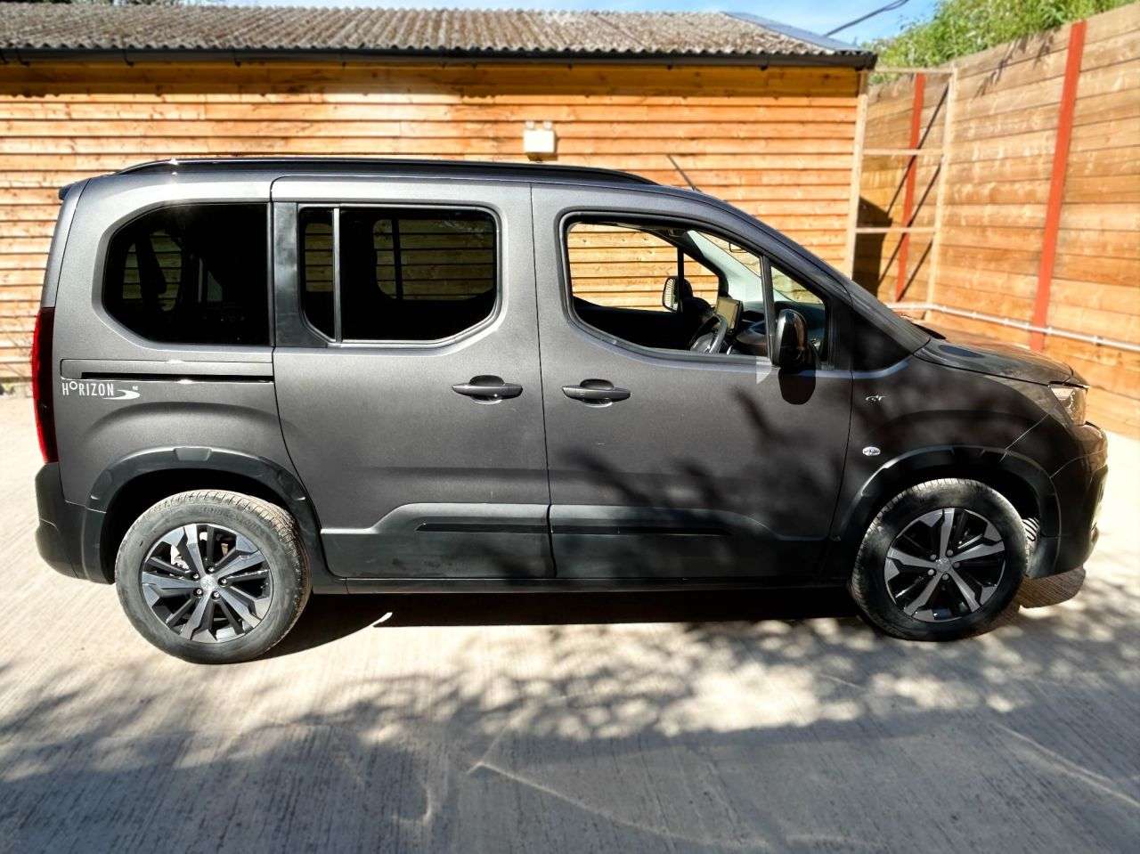 2024 PEUGEOT RIFTER 2024 PEUGEOT RIFTER