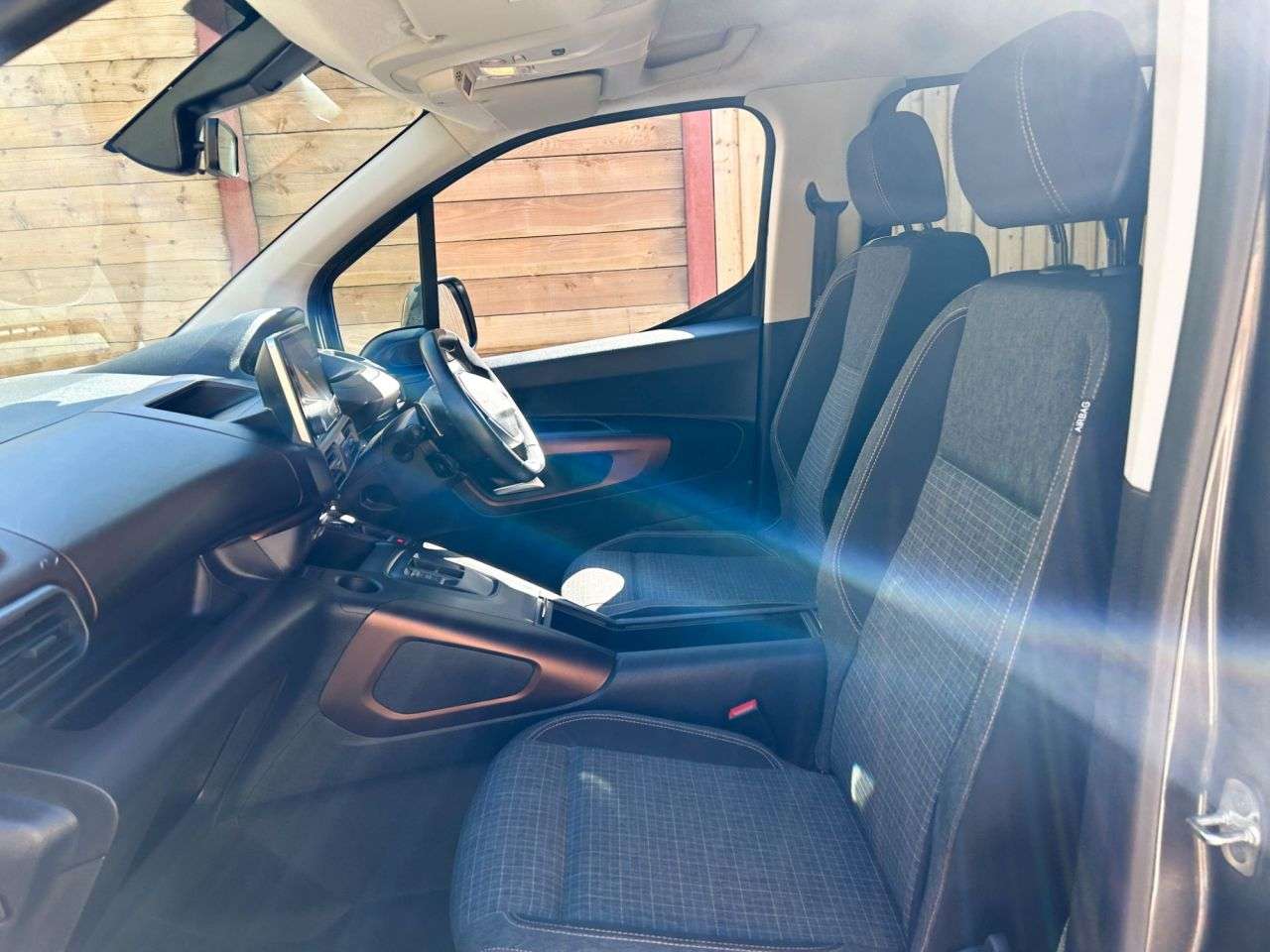 2024 PEUGEOT RIFTER 2024 PEUGEOT RIFTER