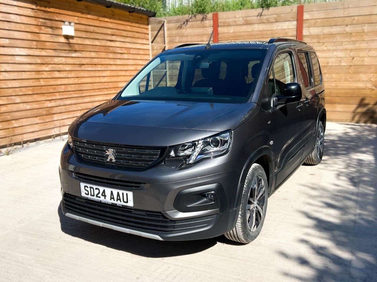 2024 PEUGEOT RIFTER 2024 PEUGEOT RIFTER